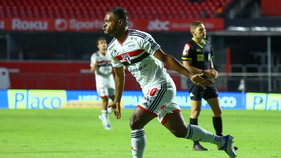 Falta pouco: Cruzeiro avança e encaminha empréstimo de Nikão