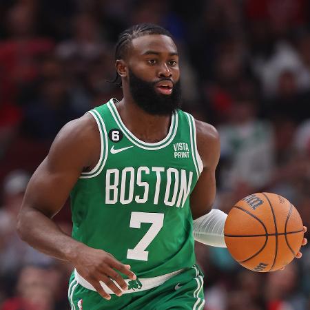 Jaylen Brown, estrela do Boston Celtics, rompeu com a Donda Sports, agência de marketing esportivo de Kanye West - Michael Reaves/Getty Images/AFP