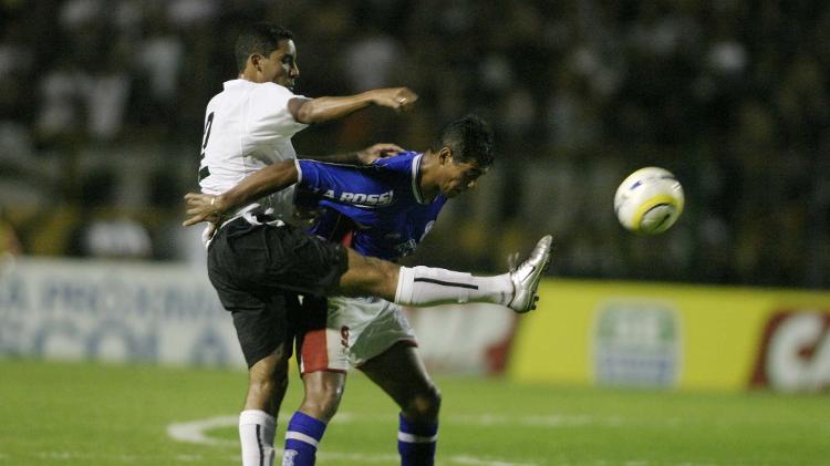 Márcio Machado, do Cianorte, em jogo contra o Corinthians, em 2005, pela Copa do Brasil