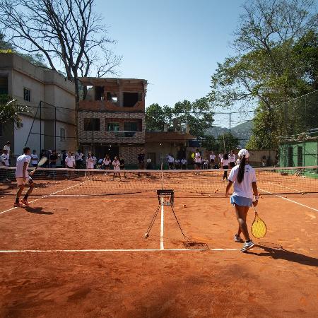 Quadra de tênis da Rocinha foi reformada pelo Rio Open