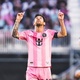 Messi brilha em goleada do Inter Miami e chega embalado para o Mundial