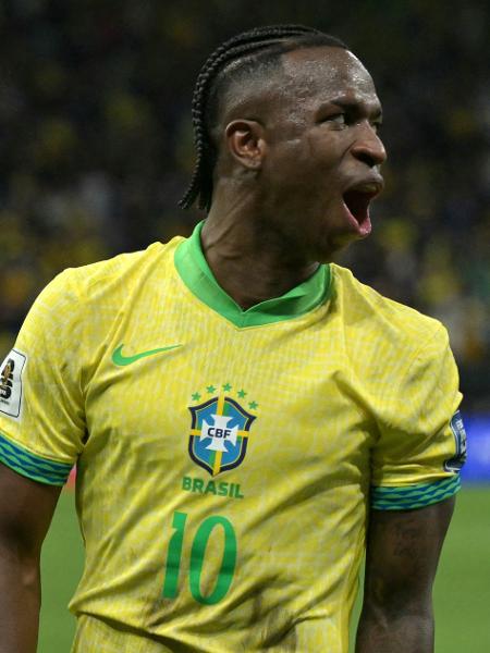 Vini Jr celebra gol do Brasil sobre o Paraguai em partida das Eliminatórias Vini Jr celebra gol do Brasil sobre o Paraguai em partida das Eliminatórias