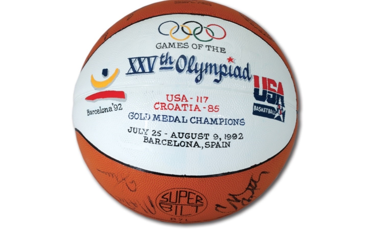 Bola autografada pelo Dream Team do basquete de 1992, que pertencia ao técnico Chuck Daly, leiloada nos EUA em 2015