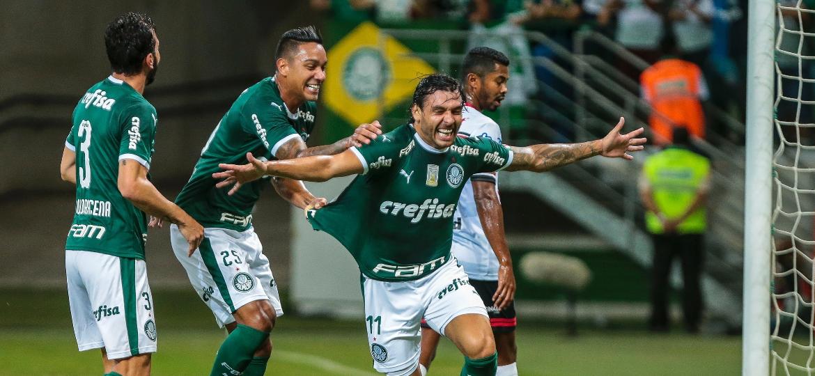 Ricardo Goulart comemora seu gol para o Palmeiras em partida contra o Ituano - Ale Cabral/AGIF