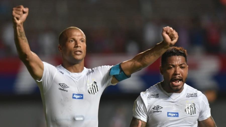Sanchez comemora gol do Santos sobre o Bahia - Ivan Storti/Santos FC