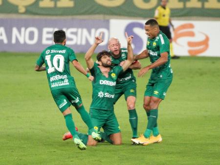 Atletico Go X Cuiaba Ao Vivo Como Assistir Ao Jogo Do Brasileirao