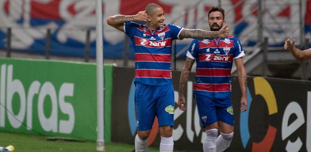 Com Forca Maxima Fortaleza Pega O Crb Pela Copa Do Brasil Veja Escalacoes 04 08 2021 Uol Esporte