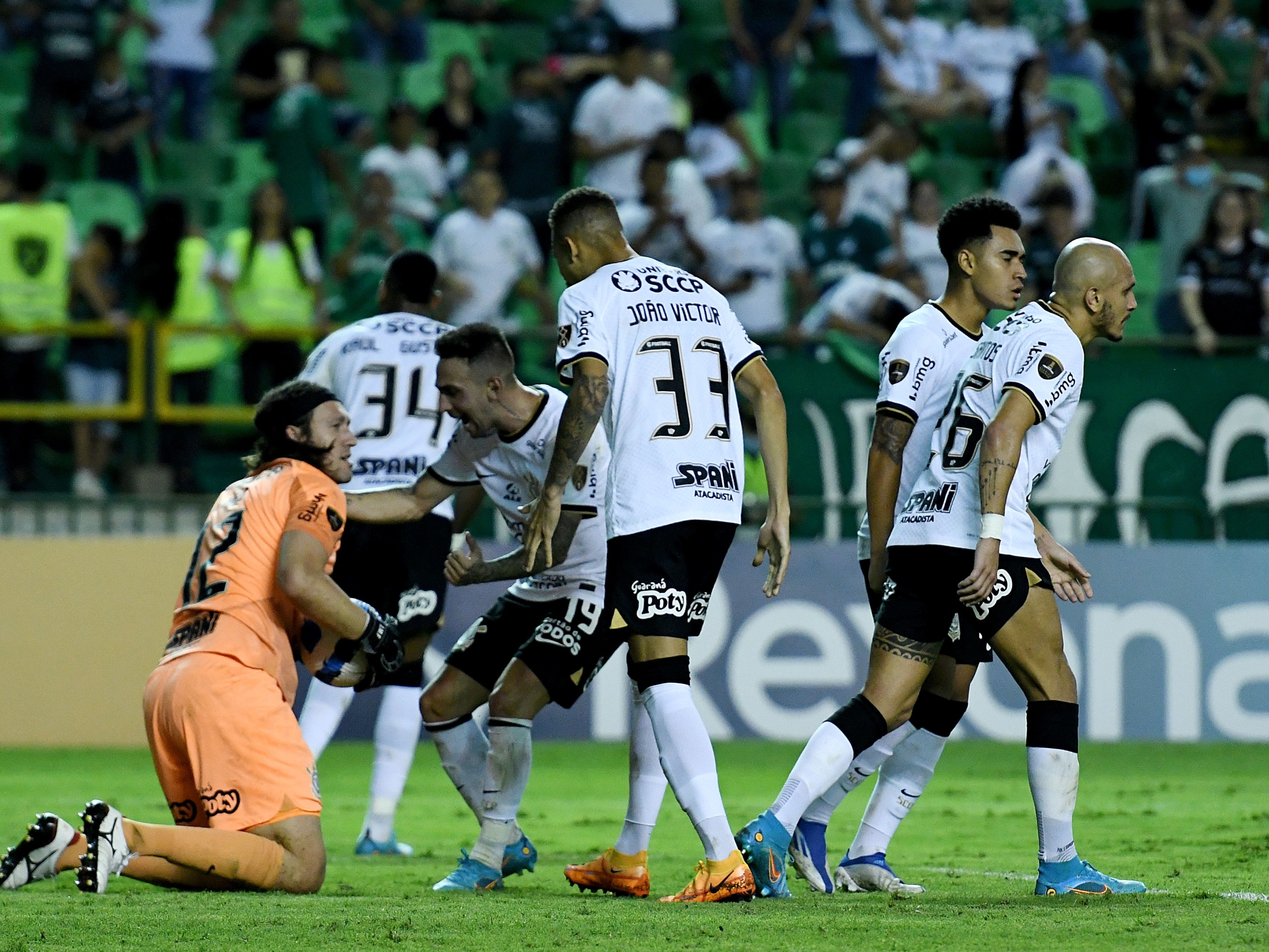 Cássio pega seu primeiro pênalti pelo Corinthians em Libertadores; veja  lista de defesas, corinthians