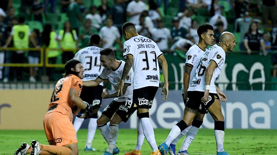 Cássio, goleiro do Corinthians, comemora defesa de pênalti diante do Deportivo Cali  - Staff Images / CONMEBOL