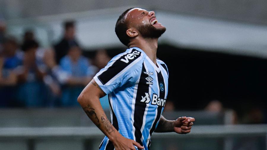 Grêmio tropeça de novo e grupo dá sinais de abalo emocional - Maxi Franzoi/AGIF