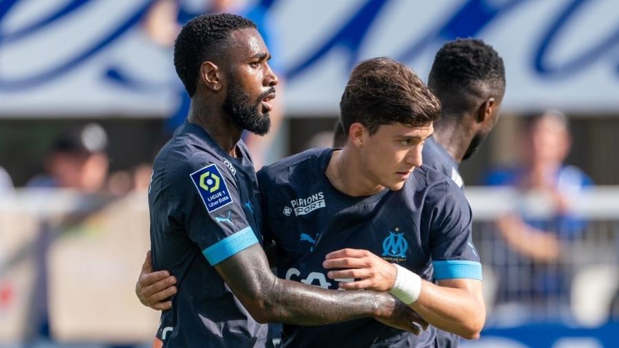 Gerson comemora gol marcado no triunfo do Olympique de Marselha sobre o Auxerre, no Campeonato Francês - Reprodução/Twitter/om_pt