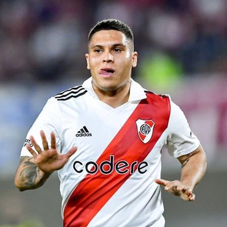 Juan Quintero jogou pelo River Plate e foi oferecido ao Flamengo - Foto: Divulgação/River Plate