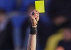 Três jogadores são presos por manipulação sobre cartões amarelos na Austrália