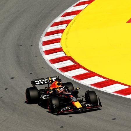 Max Verstappen, Red Bull Racing, durante o segundo treino livre do GP da Espanha -  David Ramos/Getty Images