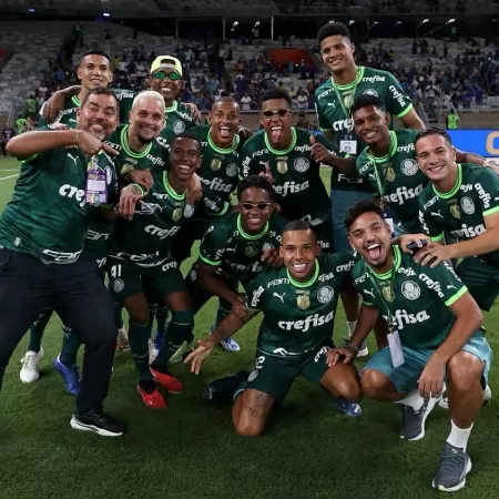 Crias do Palmeiras não querem deixar clube mesmo com Europa de olho