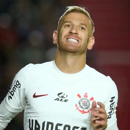 Pedro Henrique será titular em Corinthians x Vitória, pelo Campeonato Brasileiro - MARCOS BRINDICCI / AFP