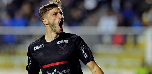 Viña destaca-se como jogador mais regular no Flamengo, segundo Footstats
