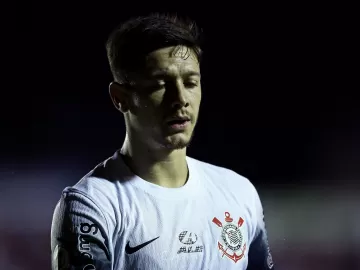 Corinthians tem Hugo Souza, Garro e mais seis pendurados, que podem perder clássico