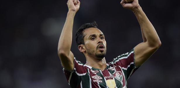 Com o mesmo contrato curto de Arthur, Santos confirma a chegada de Lima