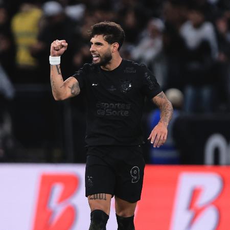 O Corinthians encara o Racing-URU, hoje, às 19h (de Brasília) O Corinthians encara o Racing-URU, hoje, às 19h (de Brasília)