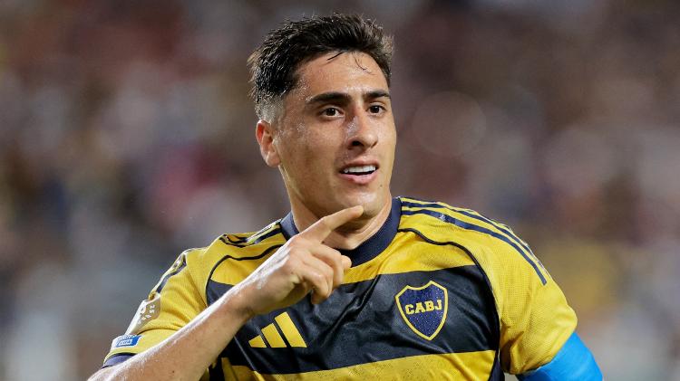 Merentiel celebrates goal in Bayern Munich vs Boca Juniors, World Cup duel