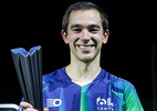 Hugo Calderano sofre, mas vence e fatura WTT de Foz do Iguaçu
