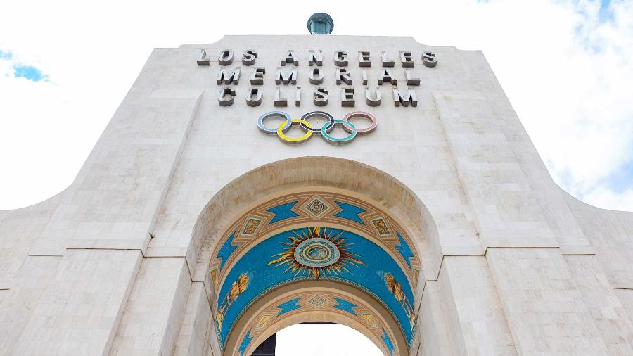 Fachada histórica do Los Angeles Memorial Coliseum, palco das Olimpíadas de 1932, 1984 e, agora, 2028 - Divulgação/lacoliseum.com