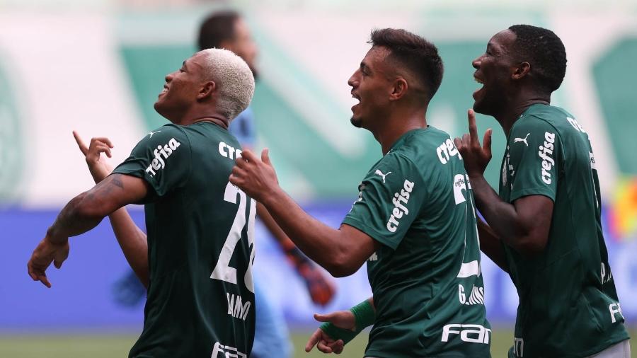 Danilo, Gabriel Menino e Patrick de Paula, todos formados nas categorias de base do Palmeiras - Cesar Greco