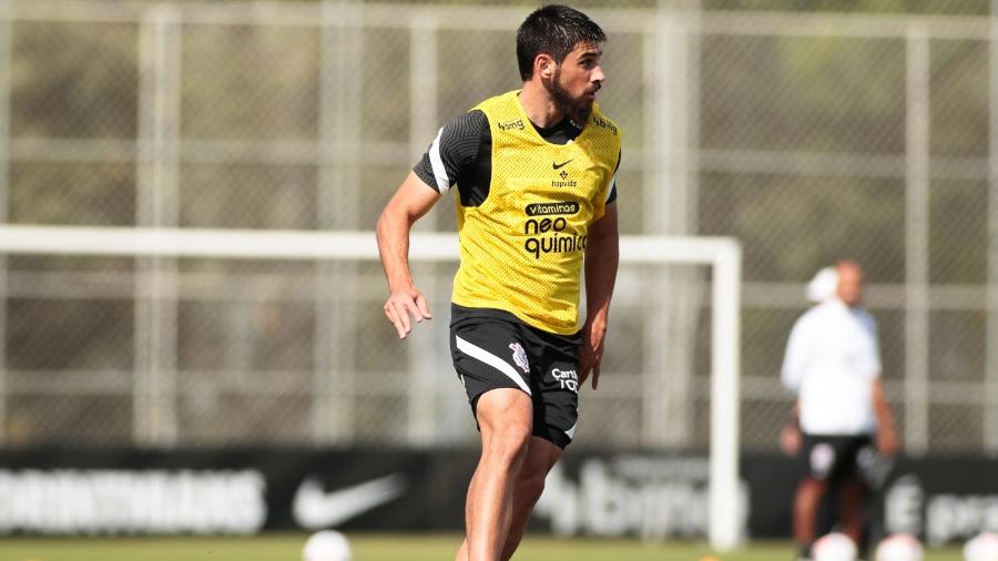 Bruno Méndez, zagueiro do Corinthians, em treino no CT Dr. Joaquim Grava - Rodrigo Coca/Agência Corinthians