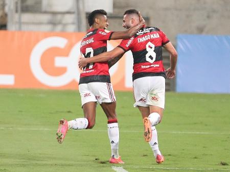 Thiago Maia E Pedro Marcam Na Vitoria Do Flamengo Contra O Cuiaba