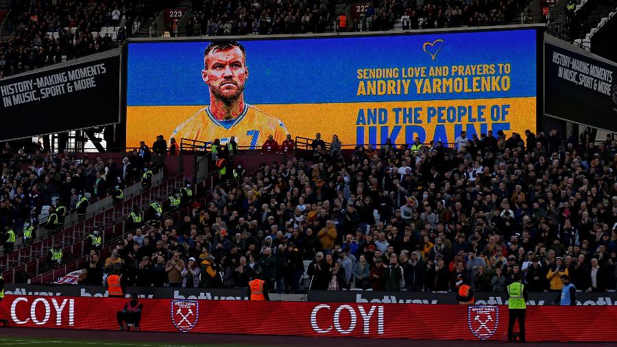 West Ham compartilha mensagem para Andryi Yarmolenko - atleta ucraniano do clube - IAN KINGTON / AFP