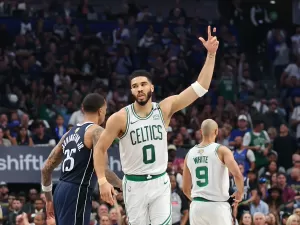 Celtics batem Mavs em jogo maluco e ficam a uma vitória do título da NBA