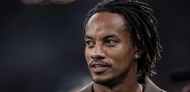 ÍDOLO! Carrillo revela elogio de Guerrero à torcida do Corinthians