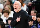 Lenda da NBA, técnico Gregg Popovich sofre AVC, mas está fora de perigo - Alex Goodlett/Getty Images