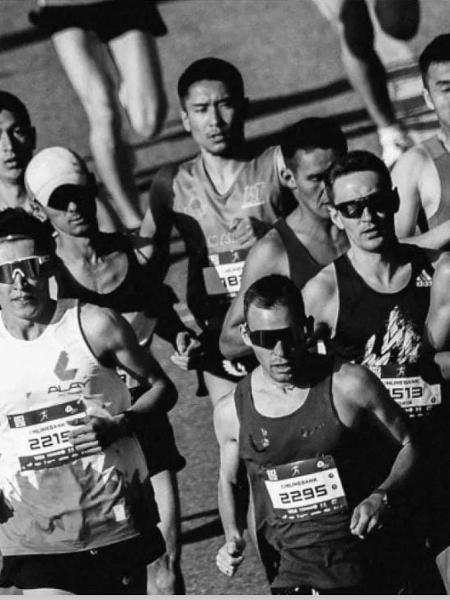 Dois atletas morreram durante meia maratona do Cazaquistão Dois atletas morreram durante meia maratona do Cazaquistão