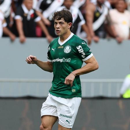 Agustín Giay deve desfalcar o Palmeiras contra o Mirassol pelo Brasileirão Agustín Giay deve desfalcar o Palmeiras contra o Mirassol pelo Brasileirão