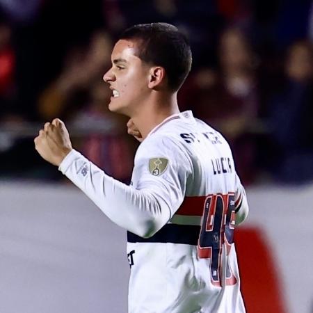 Lucca comemora gol em São Paulo x Libertad, jogo da Libertadores Lucca comemora gol em São Paulo x Libertad, jogo da Libertadores