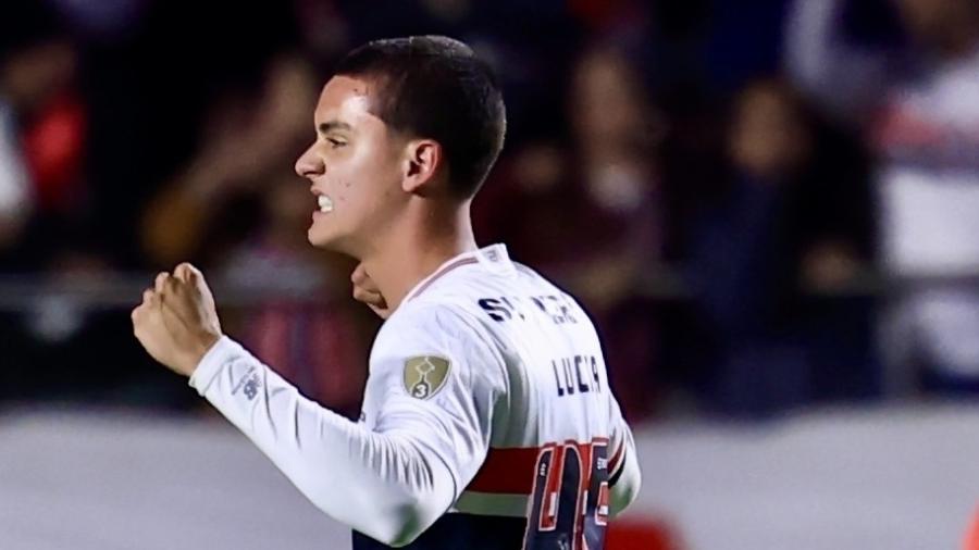 Lucca comemora gol em São Paulo x Libertad, jogo da Libertadores Lucca comemora gol em São Paulo x Libertad, jogo da Libertadores