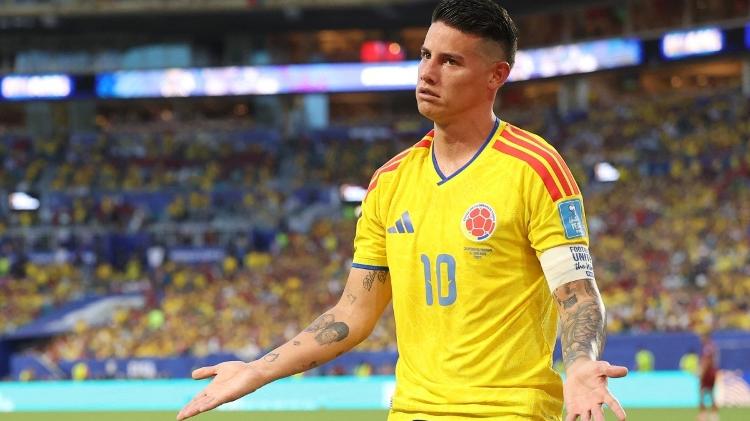 James no duelo entre Colômbia x Portugal na Copa do Mundo