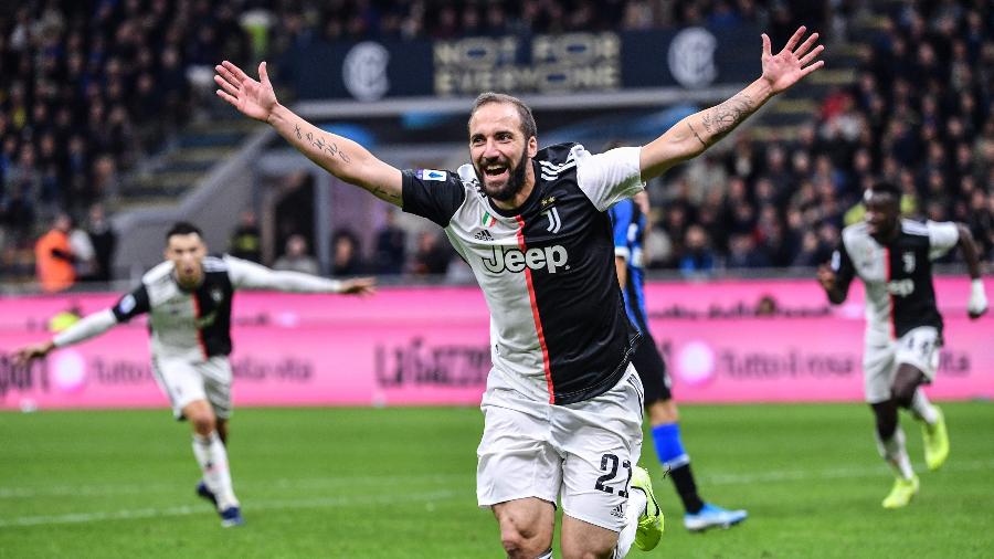 "Agora, os caminhos de Gonzalo Higuaín e Juventus estão separados", disse o clube por meio de nota - Alberto Pizzoli/AFP