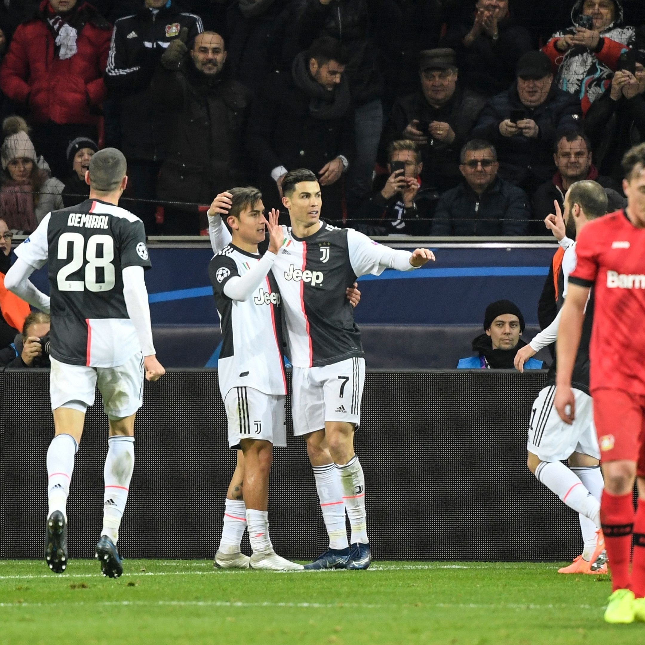 Inacreditável, o dia que o Corinthians chegaria para jogar a Champions  League e ficar entre os quatro primeiros - Portal da Torcida