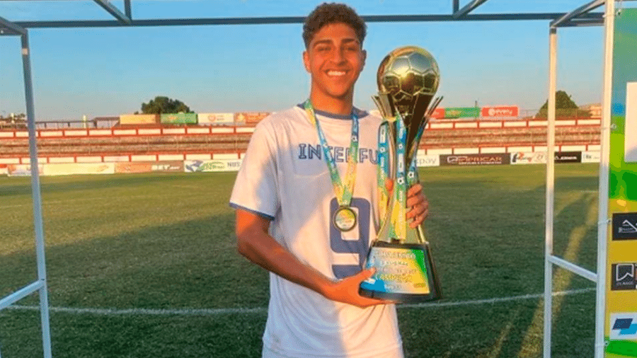 Adriano Carvalho, filho de Adriano Imperador, marcou um gol na final da Série Ouro da Copa União Sub-17 - Divulgação/Copa União