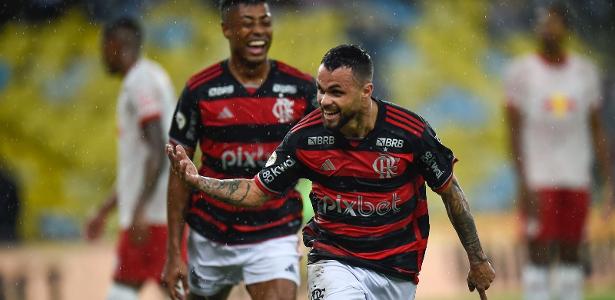 Flamengo beat Red Bull Bragantino at Maracana with Michael goal