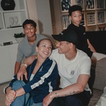 Thiago Silva com a esposa Isabelle Silva e os filhos - undefined