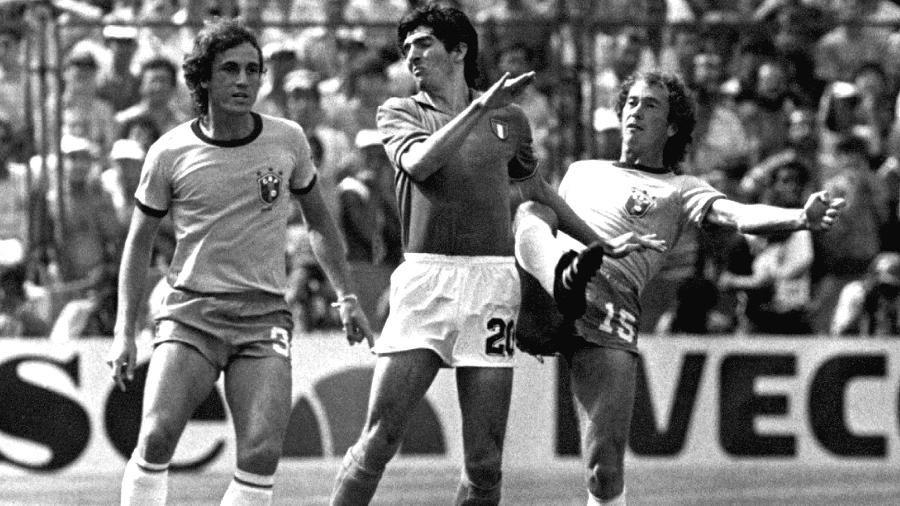 Falcão (à direita) em ação na partida contra a Itália, de Paolo Rossi; Sportv exibe Brasil 2 x 3 Itália neste sábado - Jorge Araújo/Folhapress