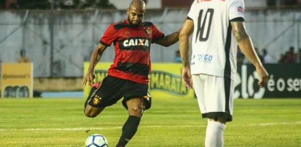 Fellipe Bastos ficou apenas 20 minutos em campo em sua estreia - Williams Aguiar/Sport Club do Recife