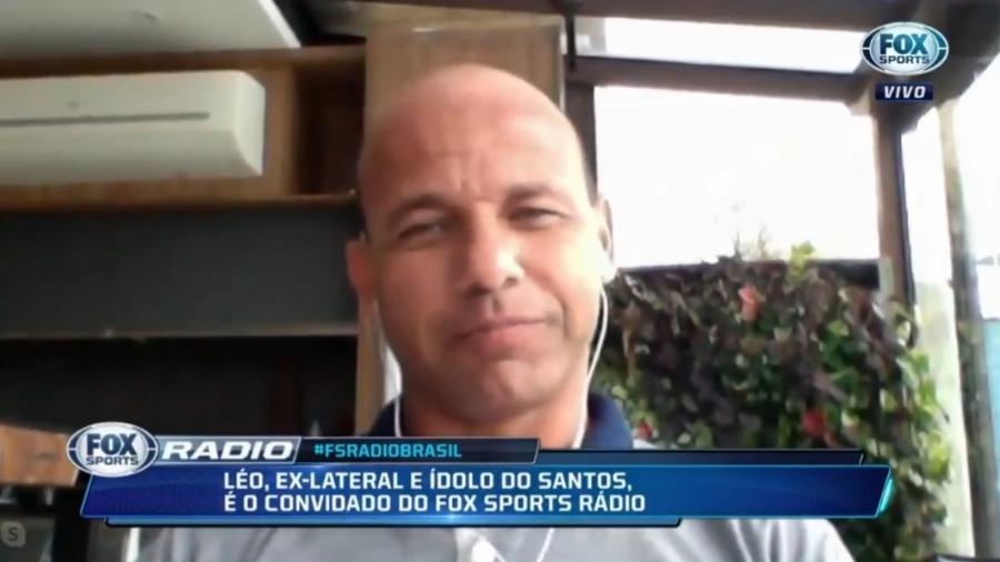 Léo, ex-lateral do Santos, no Fox Sports Rádio - Reprodução/Fox Sports