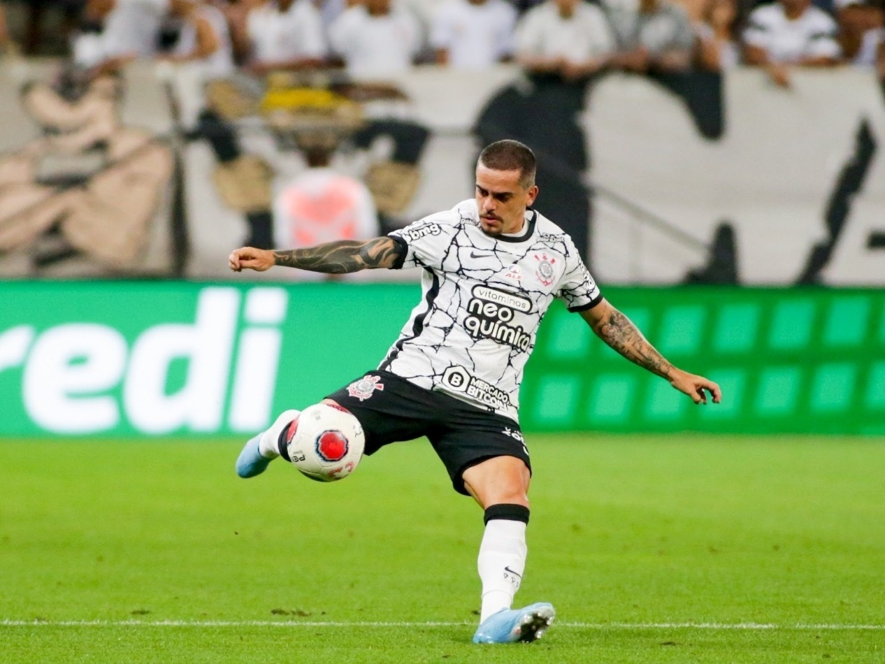 Fagner gordo? Lateral do Corinthians tenta resolver - Lance!