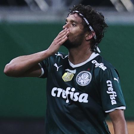 Em despedida do Allianz Parque, Scarpa marcou de pênalti para o Palmeiras no jogo contra o América-MG - Ettore Chiereguini/AGIF