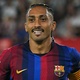 Raphinha assina renova&ccedil;&atilde;o com o Barcelona at&eacute; 2030, diz jornalista
